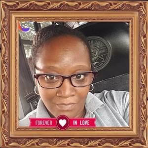 Meet your Posher, Carla